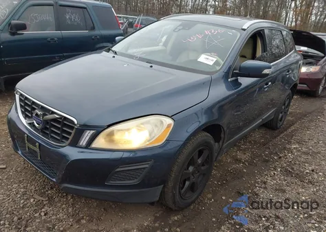 2011 Volvo Xc60 3.2 from USA, damaged, VIN YV4940DZXB2168317